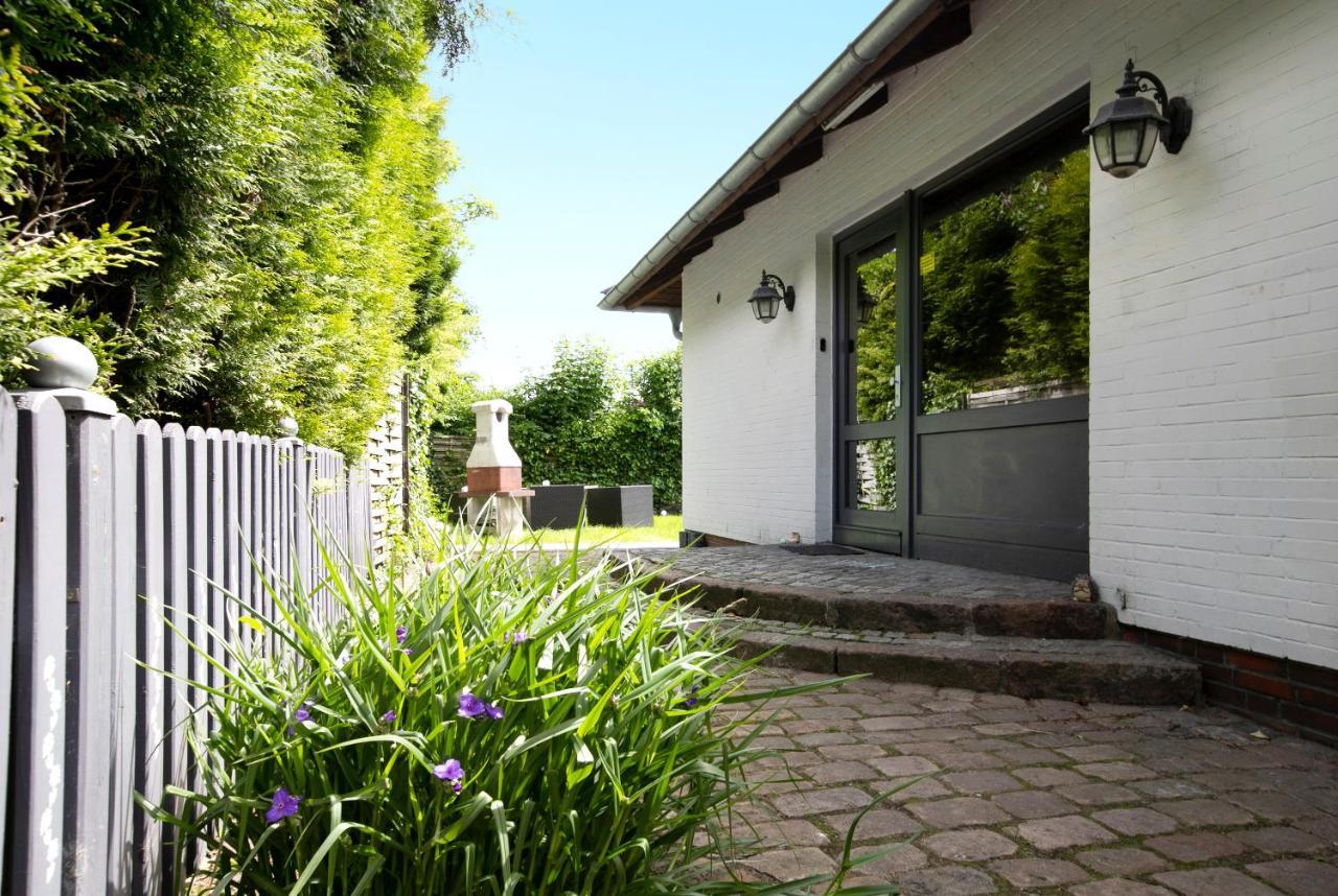 Uhses Ferienwohnung Heide  Ngoại thất bức ảnh